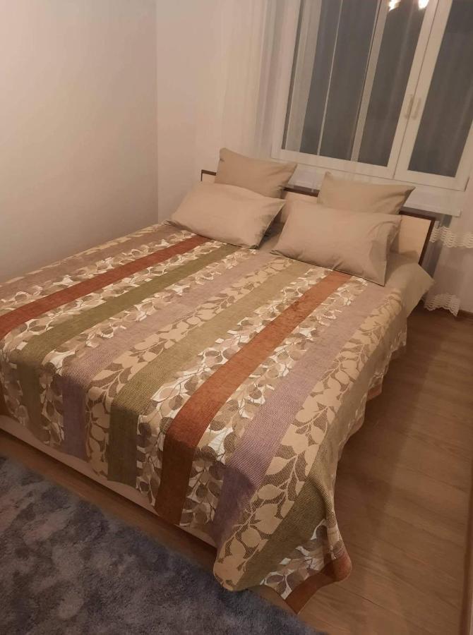 Maironio Apartamentai Radviliskis Ngoại thất bức ảnh